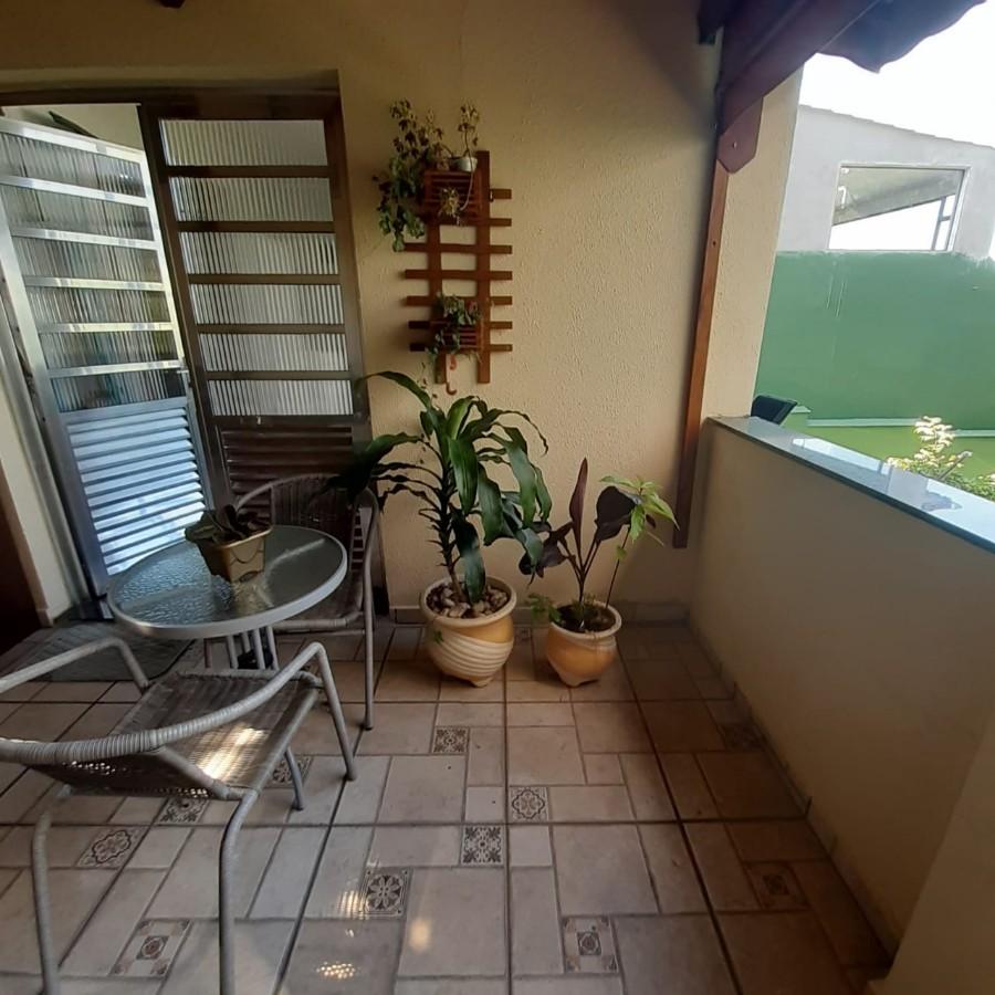 Sobrado à venda com 2 quartos, 120m² - Foto 3