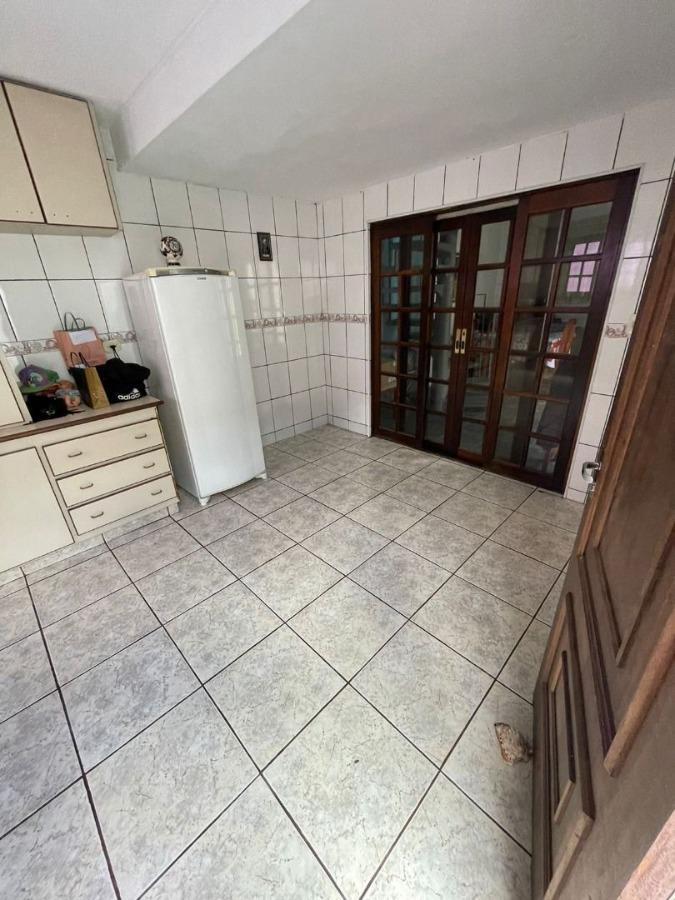 Casa à venda com 2 quartos, 110m² - Foto 5