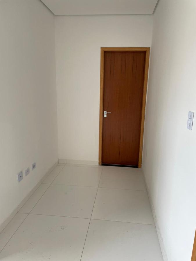 Apartamento à venda com 2 quartos, 30m² - Foto 14