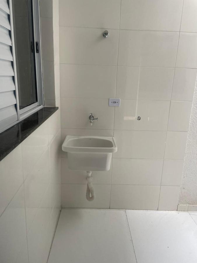 Apartamento à venda com 2 quartos, 30m² - Foto 18