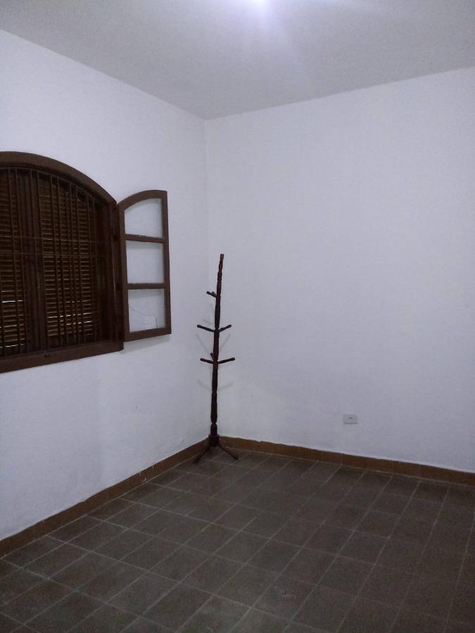 Casa à venda com 3 quartos, 300m² - Foto 7