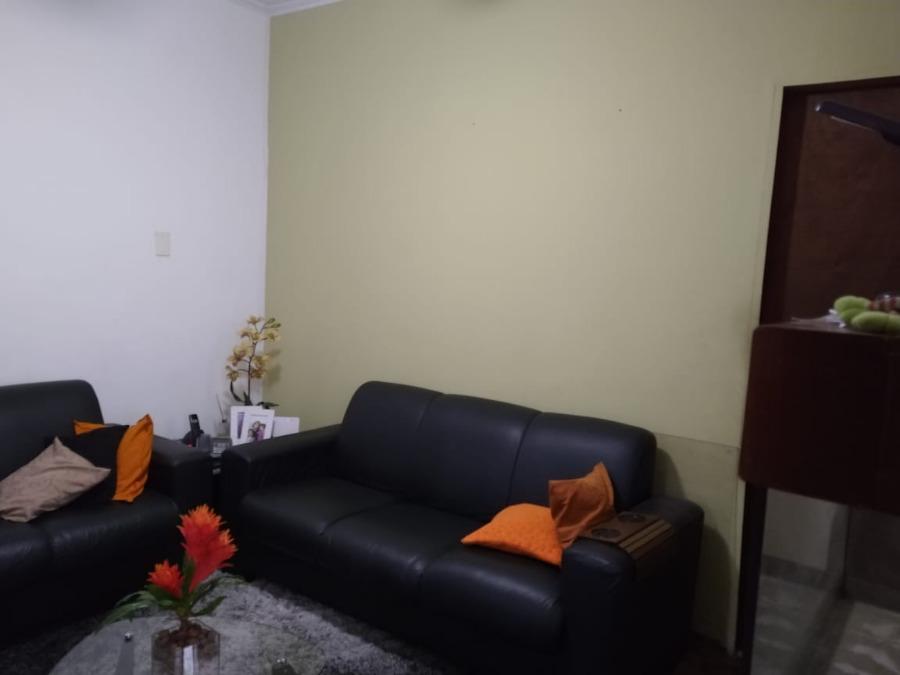 Casa à venda e aluguel com 3 quartos, 200m² - Foto 8