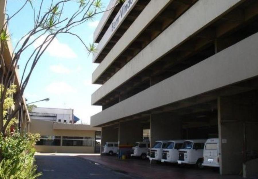 Loja-Salão, 14000 m² - Foto 1