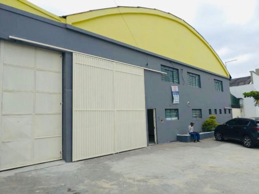 Prédio Inteiro, 800 m² - Foto 1