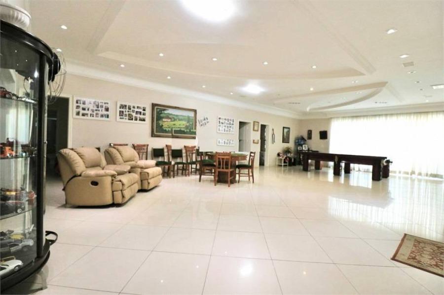 Sobrado, 1 quarto, 1090 m² - Foto 9