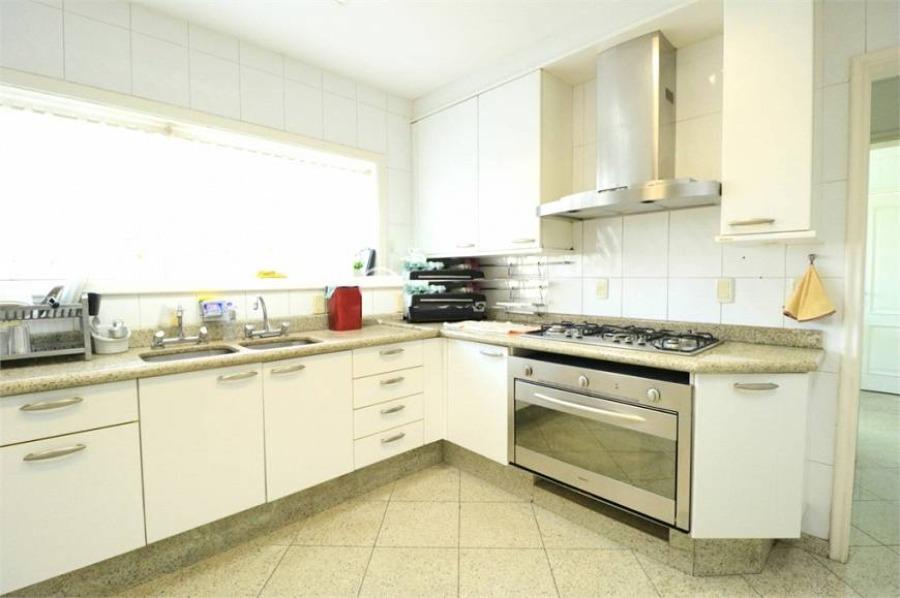 Sobrado, 1 quarto, 1090 m² - Foto 10