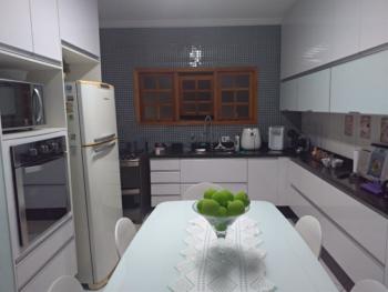 Sobrado para Venda por R$795.000,00 com 150m², 3 dormitórios, 1 suite e 2 vagas - Penha de frança, São paulo / SP