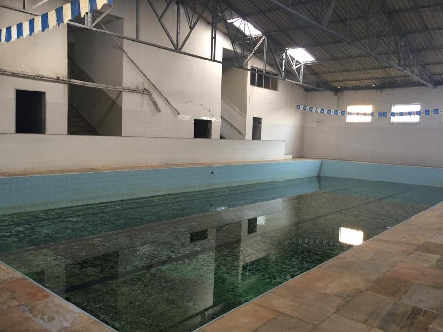 Prédio Inteiro, 1600 m² - Foto 1