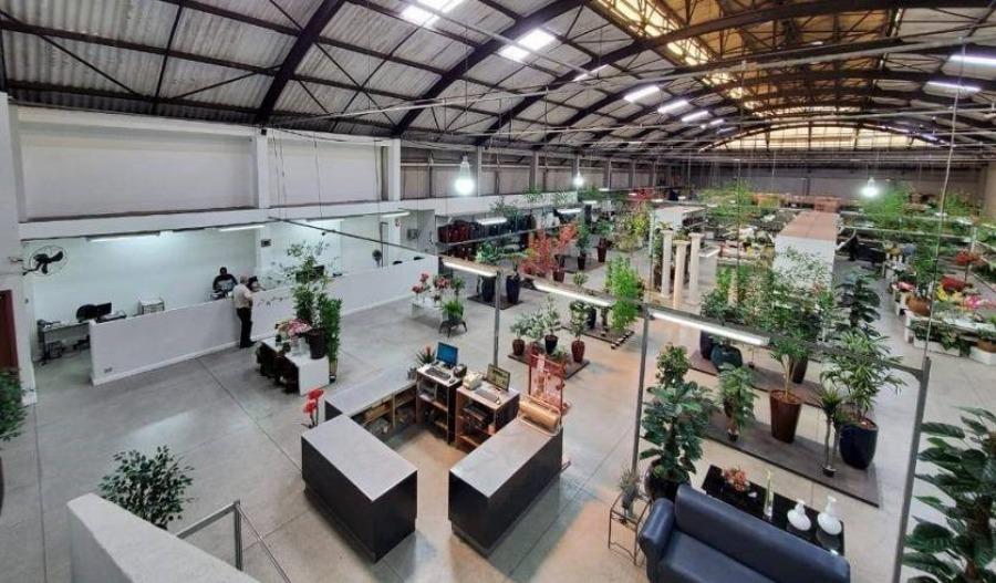 Prédio Inteiro, 2200 m² - Foto 2
