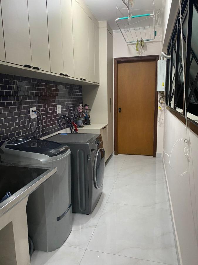 Apartamento, 4 quartos, 207 m² - Foto 9