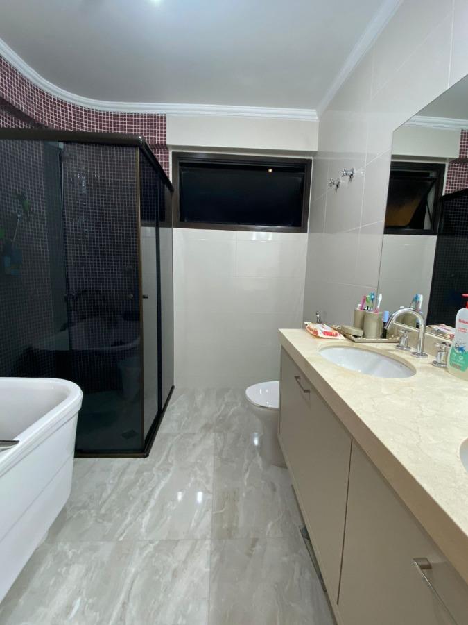 Apartamento, 4 quartos, 207 m² - Foto 11