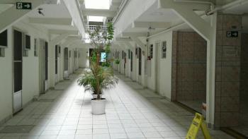 Apartamento Kitnet para Venda por R$160.000,00 com 32m², 1 dormitório, 1 banheiro e 1 cozinha - Vila mirim, Praia grande / SP