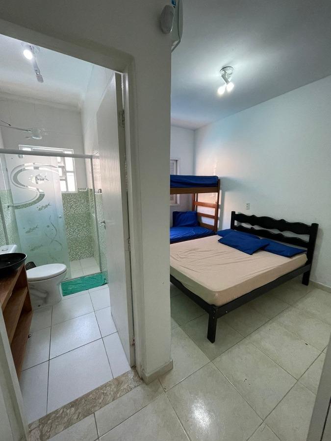 Casa à venda com 2 quartos, 180m² - Foto 13