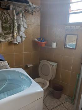 Apartamento Kitnet para Venda por R$140.000,00 com 40m², 1 dormitório, 1 vaga e 1 banheiro - Bal. maracanã, Praia grande / SP