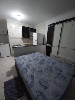 Apartamento Kitnet para Venda por R$145.000,00 com 34m², 1 dormitório, 1 vaga e 1 banheiro - Vila mirim, Praia grande / SP